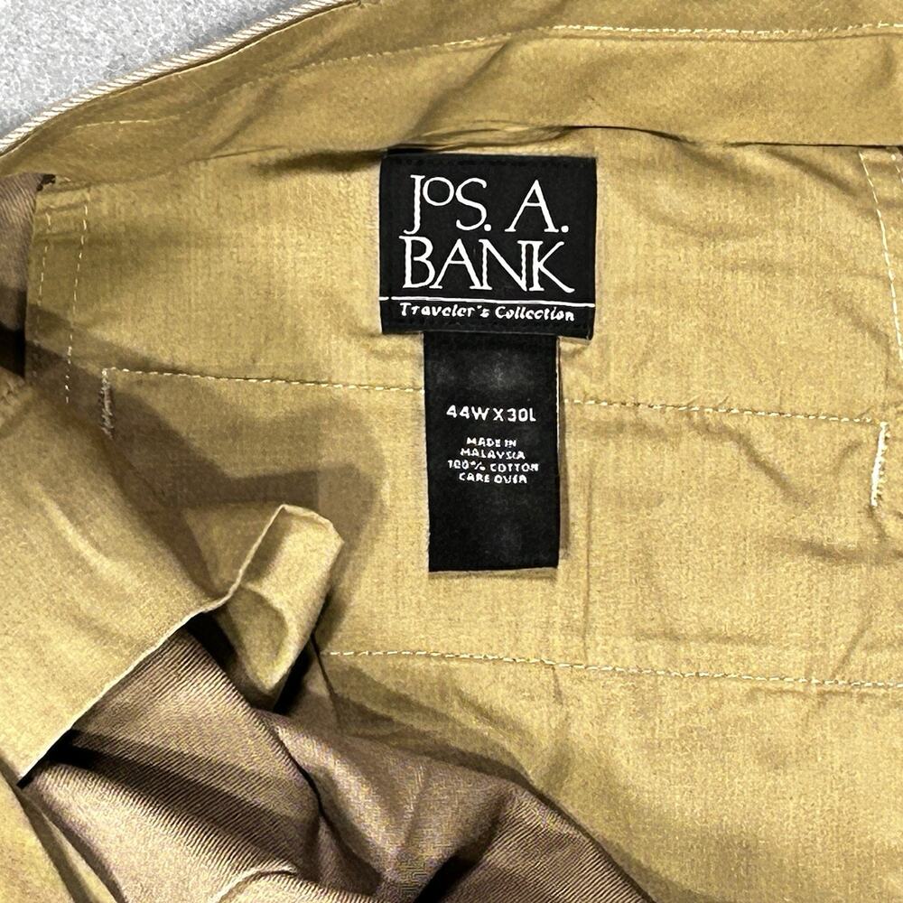 Joseph A. Banks Traveler's Collection Men's 44 X 28 Pleated Cotton Khakis Pants - Picture 3 of 10